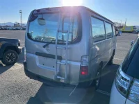 Nissan CARAVAN VAN лот № 80117 оценка X  с аукциона в Японии 4