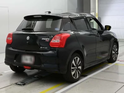 Suzuki SWIFT  с аукциона в Японии