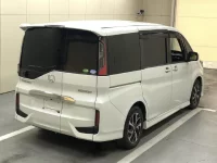 Honda STEP WAGON лот № 3067 оценка 3.5  с аукциона в Японии 3