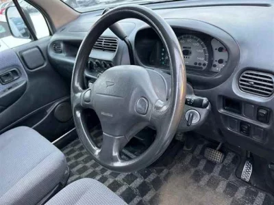 Daihatsu MOVE  с аукциона в Японии