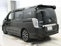 Honda STEP WAGON лот № 30596 оценка 4  с аукциона в Японии 5