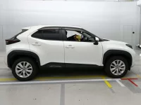 Toyota YARIS CROSS лот № 30614 оценка 4  с аукциона в Японии 2