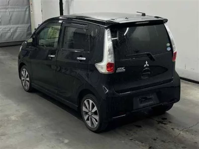 Mitsubishi EK CUSTOM