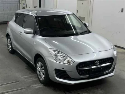 Suzuki SWIFT  с аукциона в Японии