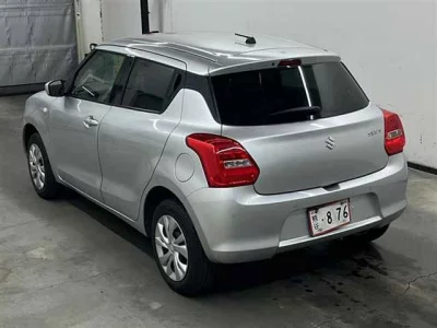 Suzuki SWIFT  с аукциона в Японии