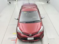 Toyota VITZ лот № 30642 оценка 3.5  с аукциона в Японии 6