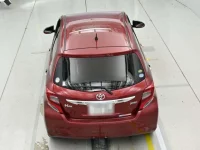 Toyota VITZ лот № 30642 оценка 3.5  с аукциона в Японии 7