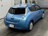 Nissan LEAF лот № 90136 оценка 3  с аукциона в Японии 4