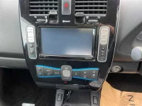 Nissan LEAF лот № 90136 оценка 3  с аукциона в Японии 5