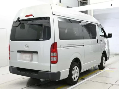 Toyota REGIUS ACE VAN