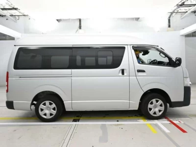 Toyota REGIUS ACE VAN