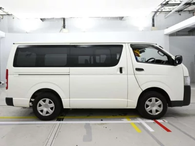 Toyota REGIUS ACE VAN