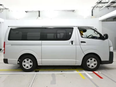 Toyota REGIUS ACE VAN