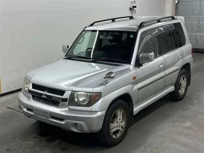 Mitsubishi PAJERO IO  с аукциона в Японии