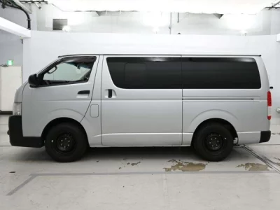 Toyota REGIUS ACE VAN