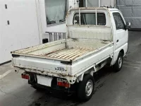 Suzuki CARRY TRUCK лот № 90147 оценка 3.5  с аукциона в Японии 4
