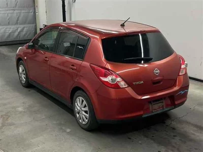 Nissan TIIDA