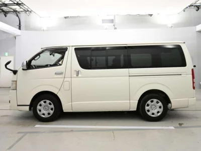 Toyota REGIUS ACE VAN