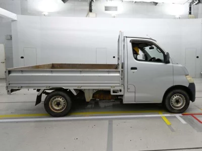 Toyota LITE ACE TRUCK