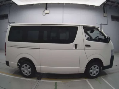 Toyota REGIUS ACE VAN