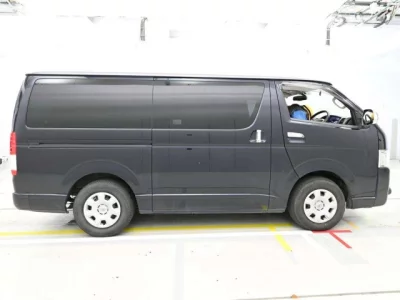 Toyota REGIUS ACE VAN