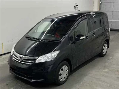 Honda FREED  с аукциона в Японии