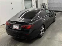 Nissan FUGA лот № 30503 оценка 4.5  с аукциона в Японии 4