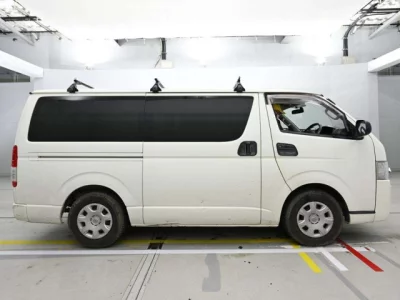 Toyota REGIUS ACE VAN