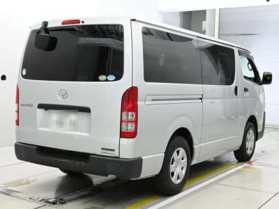 Toyota REGIUS ACE VAN