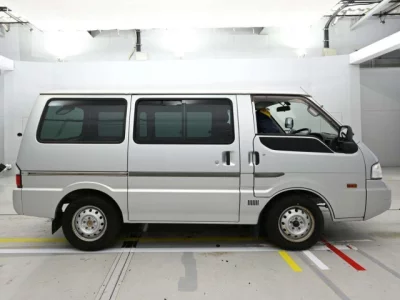 Mazda BONGO VAN