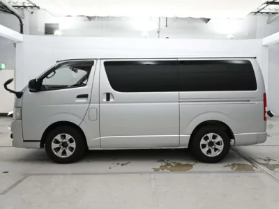 Toyota REGIUS ACE VAN