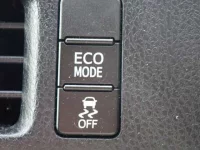 Toyota NOAH лот № 21 оценка R  с аукциона в Японии 10