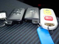 Toyota NOAH лот № 21 оценка R  с аукциона в Японии 4