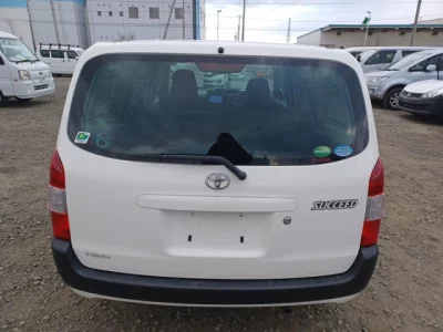 Toyota SUCCEED