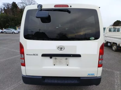 Toyota REGIUS ACE VAN