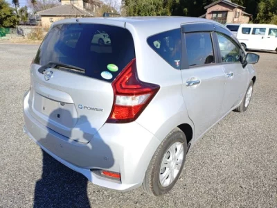 Nissan NOTE  с аукциона в Японии