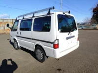 Mazda BONGO VAN лот № 25338 оценка 3.5  с аукциона в Японии 4