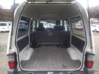 Nissan VANETTE VAN лот № 23652 оценка 3.5  с аукциона в Японии 6