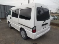 Mazda BONGO VAN лот № 28037 оценка 3.5  с аукциона в Японии 4