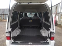 Mazda BONGO VAN лот № 28037 оценка 3.5  с аукциона в Японии 6