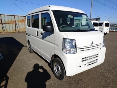 Mitsubishi MINICAB VAN