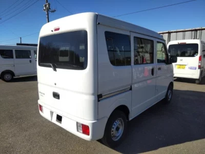 Mitsubishi MINICAB VAN