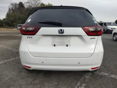 Honda FIT  с аукциона в Японии