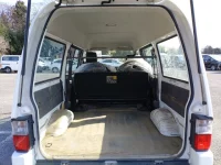 Mazda BONGO VAN лот № 26732 оценка 3.5  с аукциона в Японии 6