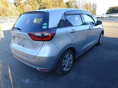 Honda FIT  с аукциона в Японии