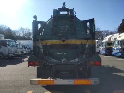 Mitsubishi FUSO FIGHTER