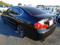 Nissan FUGA лот № 22881 оценка 3.5  с аукциона в Японии 4