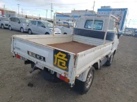 Nissan VANETTE TRUCK лот № 24443 оценка   с аукциона в Японии 2