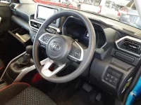 Toyota RAIZE лот № 20198 оценка 4  с аукциона в Японии 8