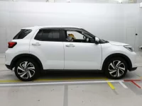 Toyota RAIZE лот № 20272 оценка 3.5  с аукциона в Японии 2